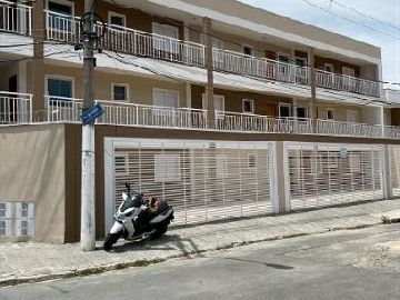 Casa de Cond. 220 mil -Pr�x. Metr�
